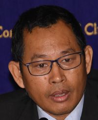 Maung_Zarni.jpg
